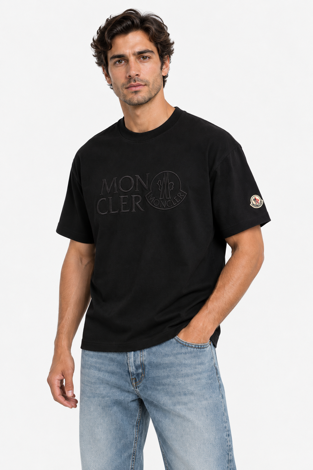 T-Shirt Moncler Comfortable fabric with a practical everyday design For Men