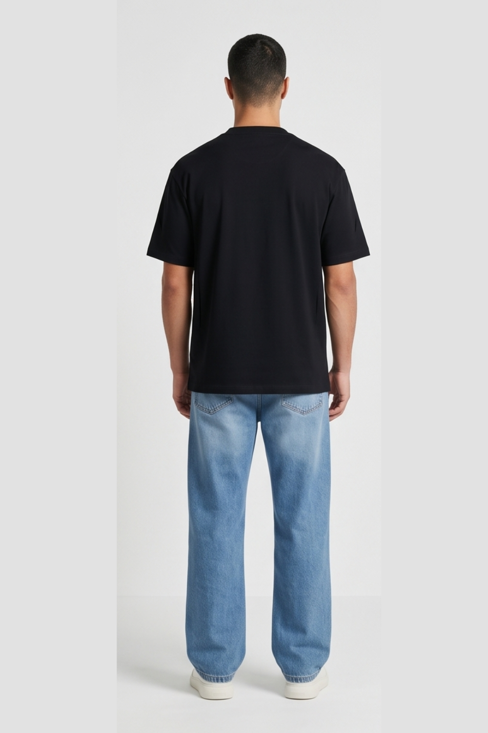 T-Shirt DIOR Clean and modern look suitable for all occasions For Men.