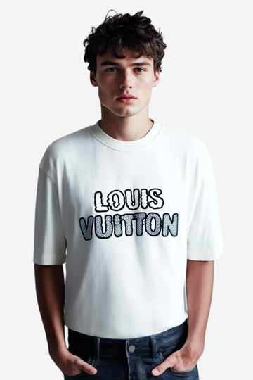 White T-shirt with embroidery on the chest