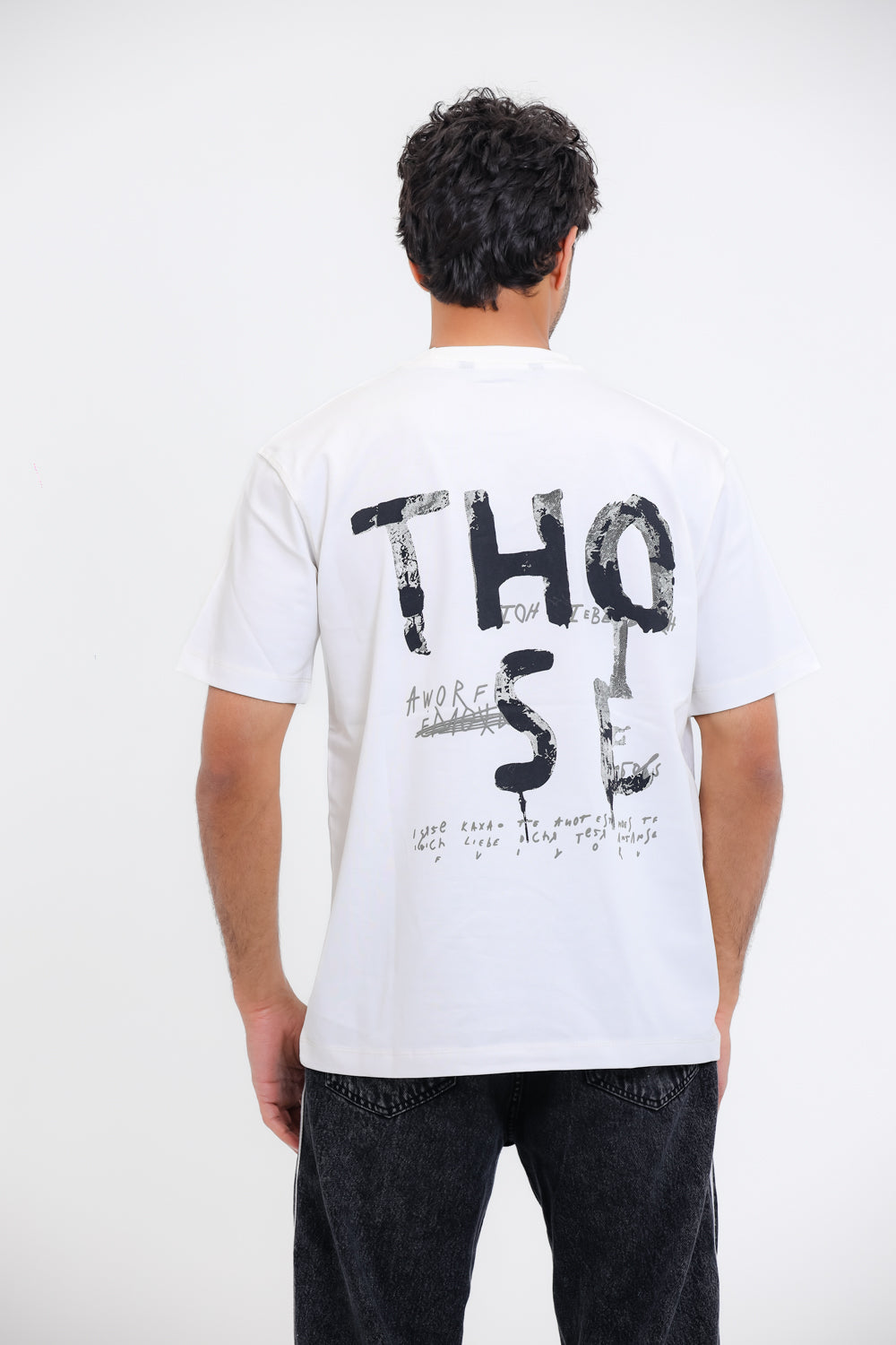 "Bale Stunder" Printed White T-Shirt - White