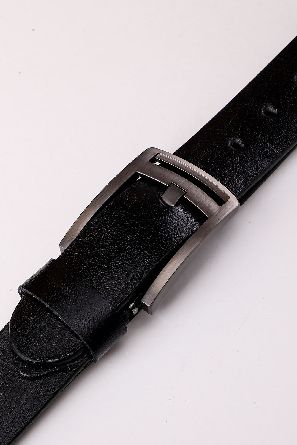 Simple Plain Buckled Leather Belt - Black