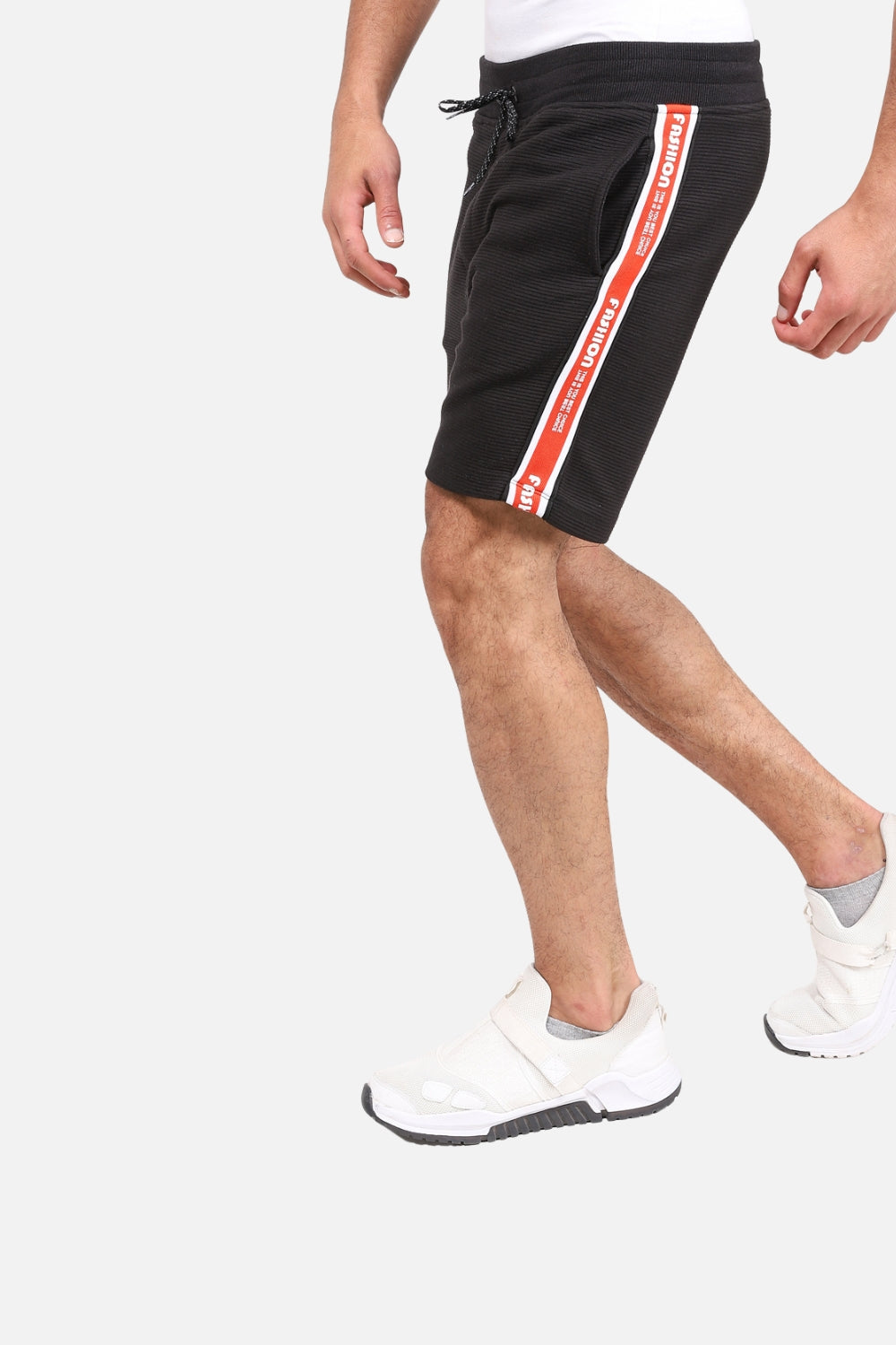 Side Pockets Summer Short With Drawstring