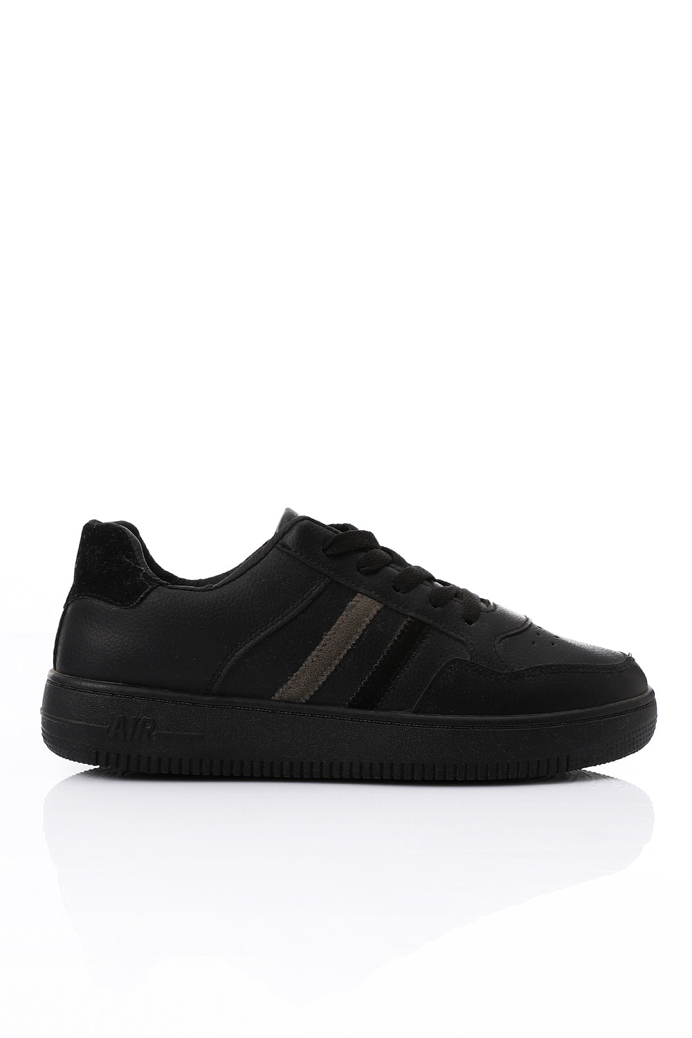 Leather with Touch of Suede Black Elegant Sneakers