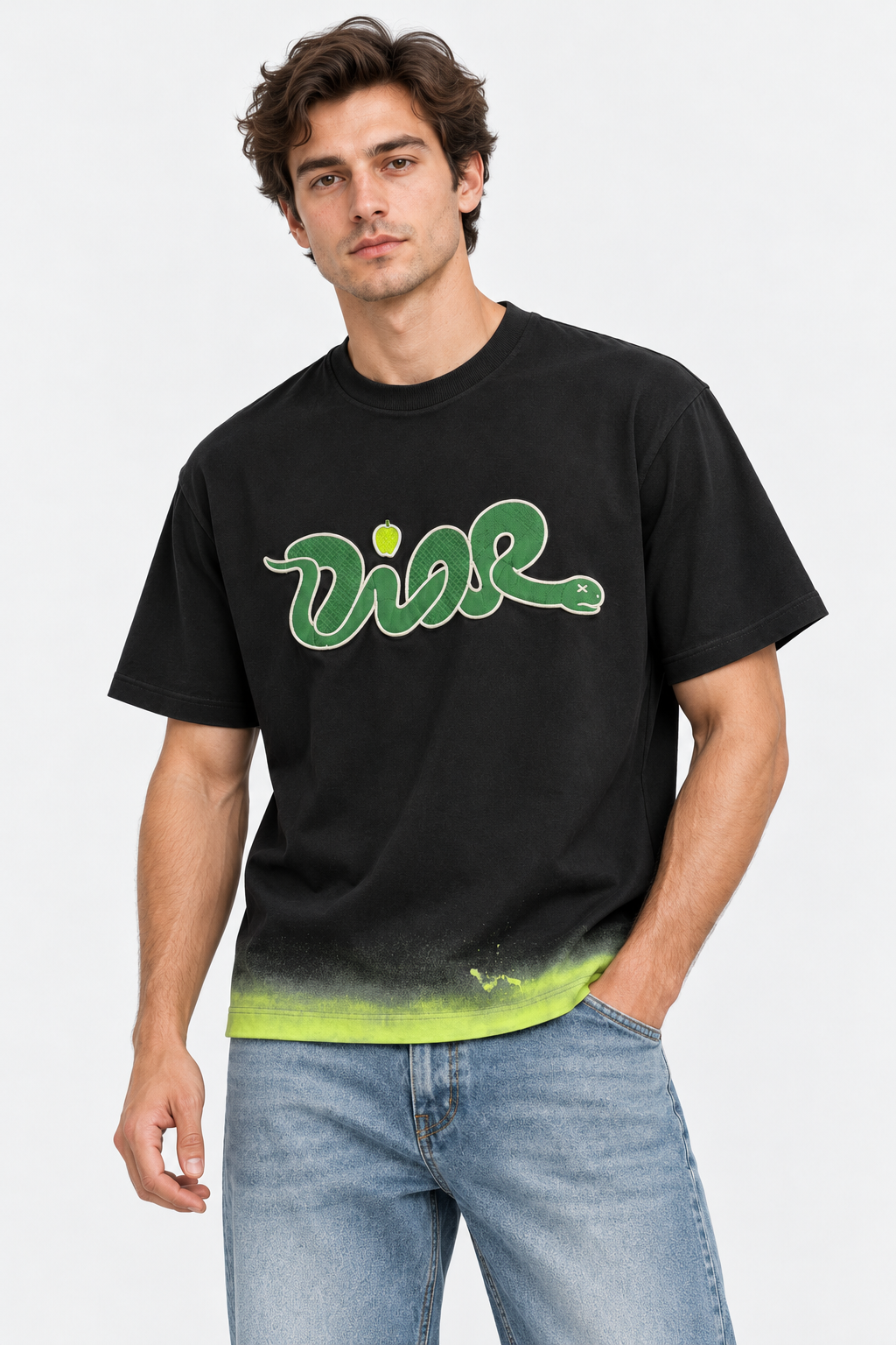 Black T-shirt with embroidery on the chest