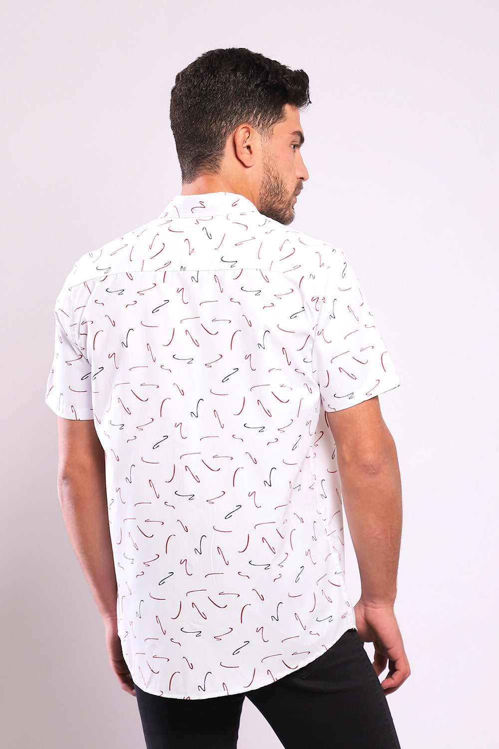 Random Lines Patterned Buttoned Down Shirt