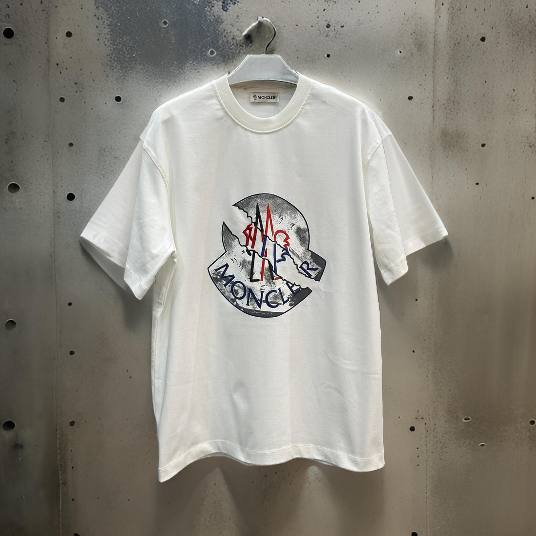 Comfy Printed White T-Shirt